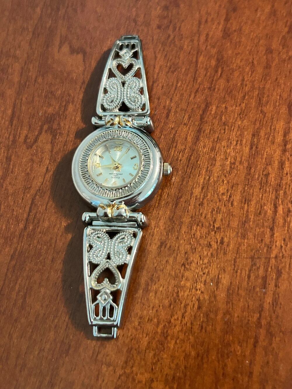 Treasured Times Collections Watch $15.00  112 no band